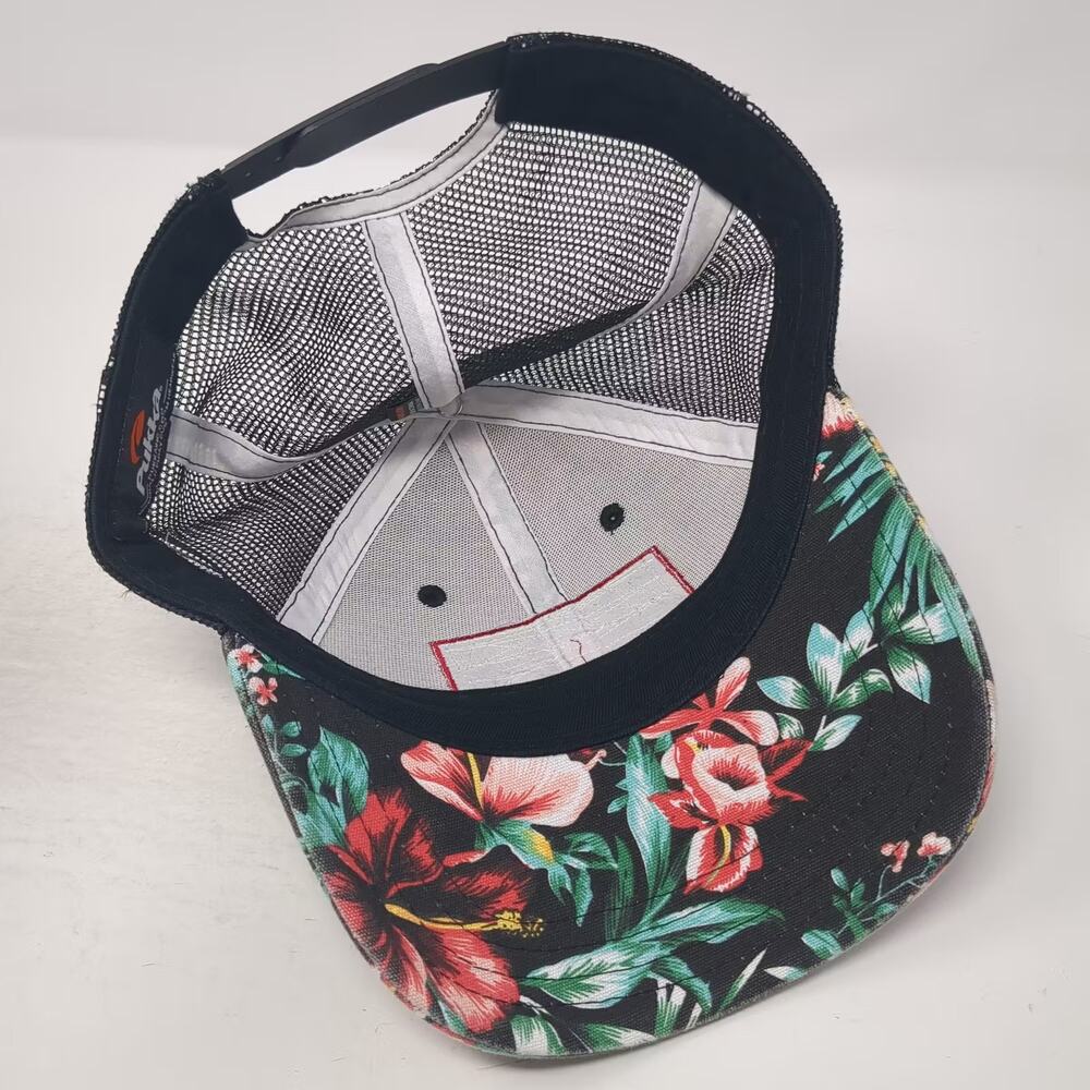 Pukka Wolf Creek US Flag Wolf Trucker Hat Black Red Floral Mesh Snapback OSFM - Picture 7 of 9